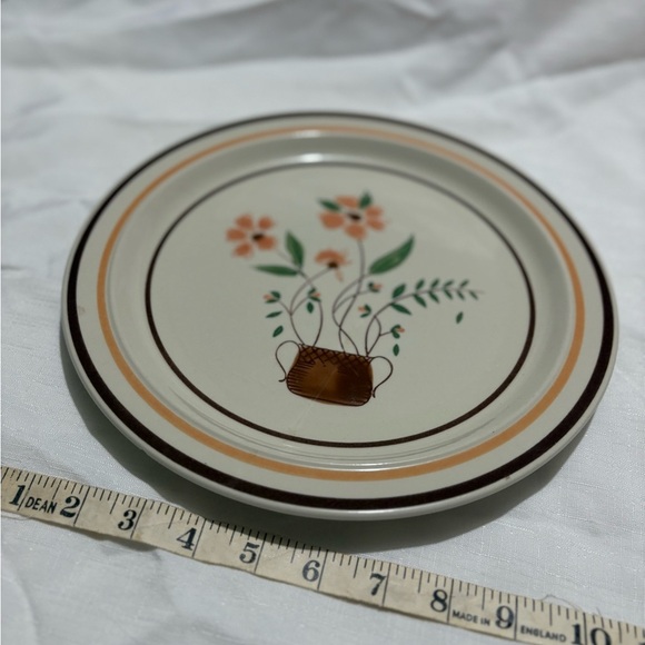 Vintage StonewareFloral Ceramic Plate with Brown and Green Accents - Picture 2 of 3